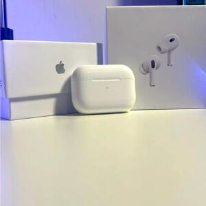 AIRPODS *BRAND NEW